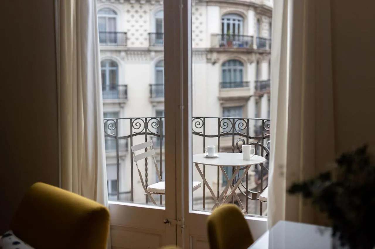 Ola Living Diagonal II Apartments Barcelona