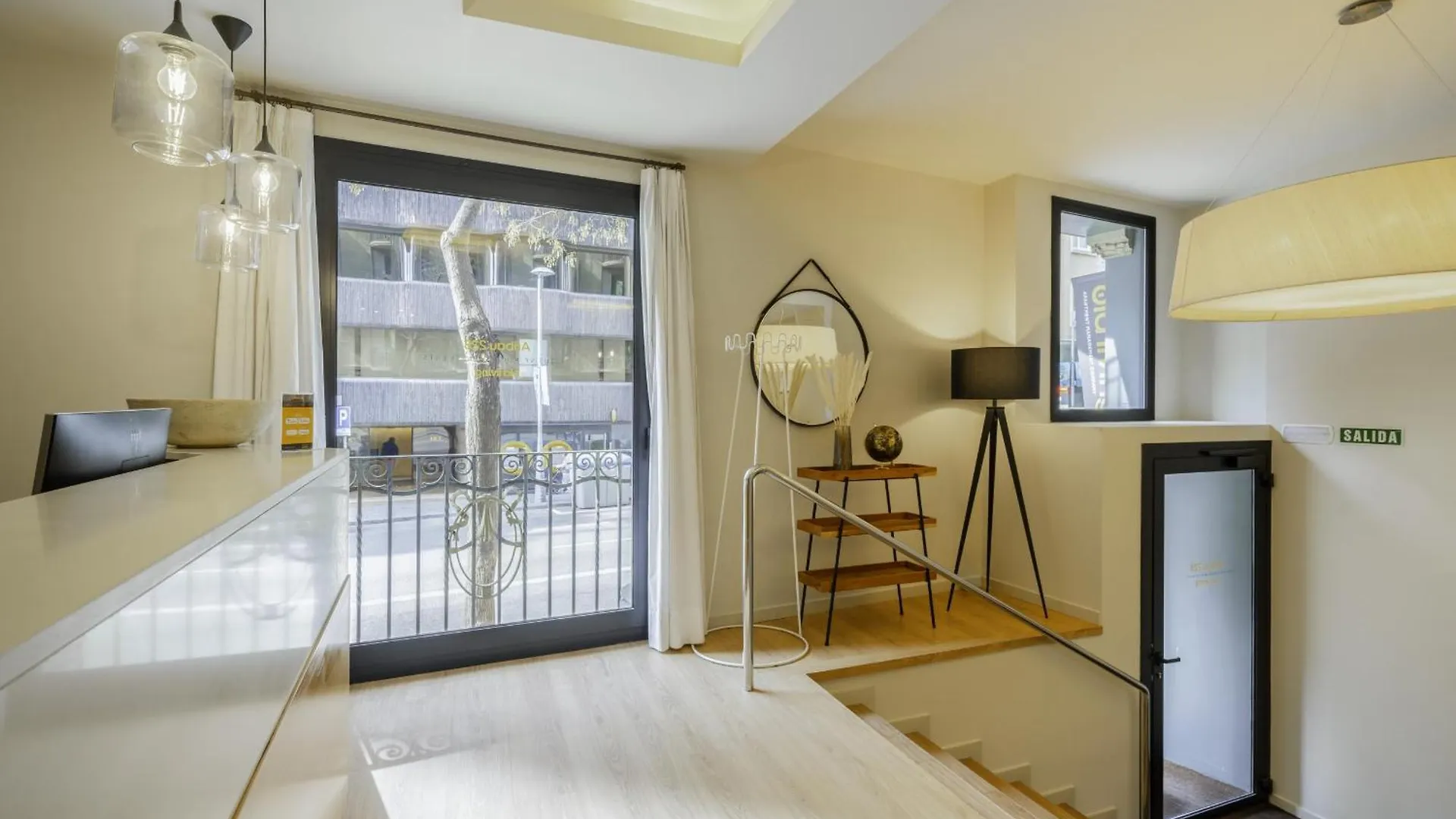 Ola Living Diagonal II Apartments Barcelona 0*,  Spanyolország