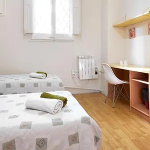Estudiantes Balmes Апартаменты