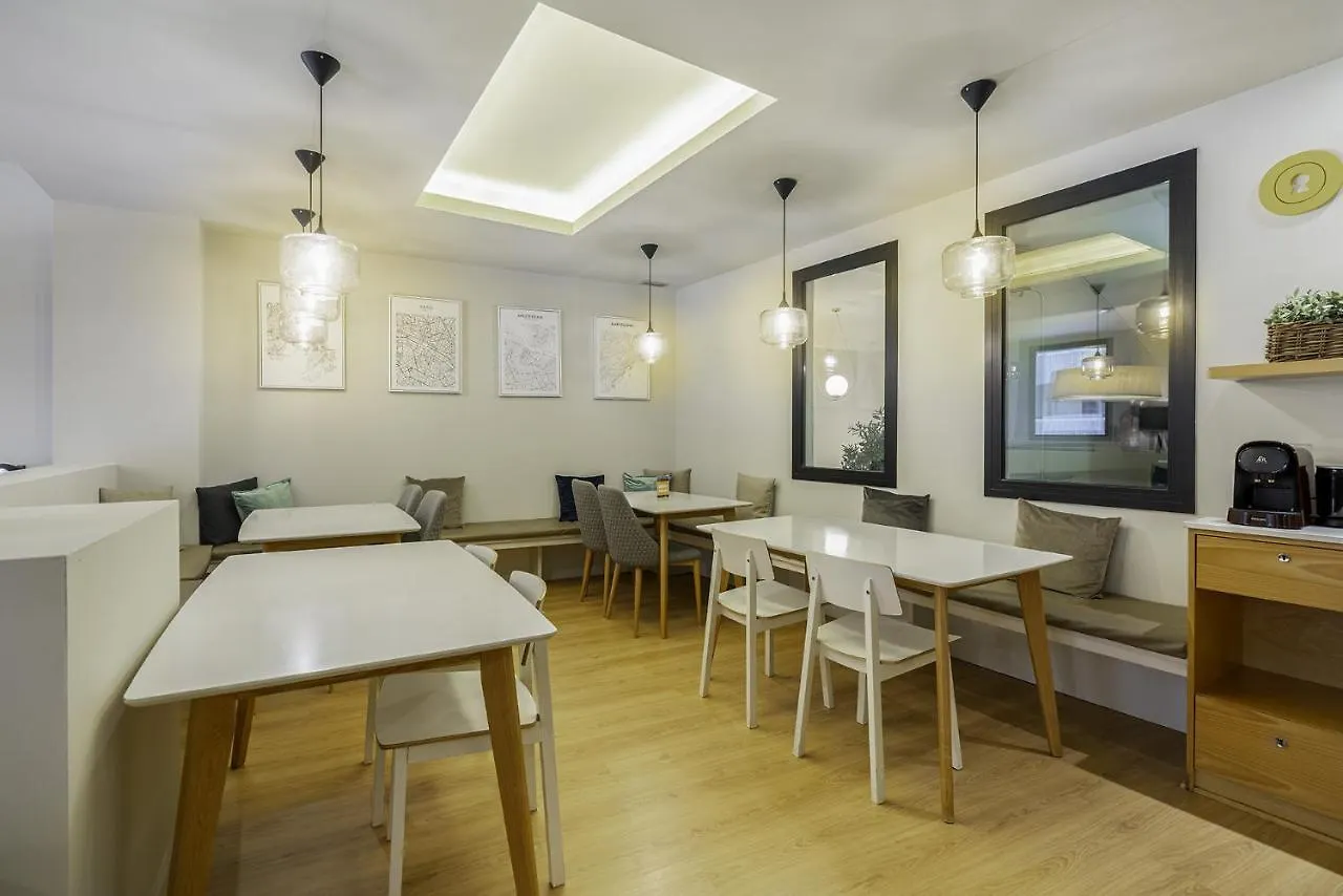Ola Living Diagonal II Apartments Barcelona