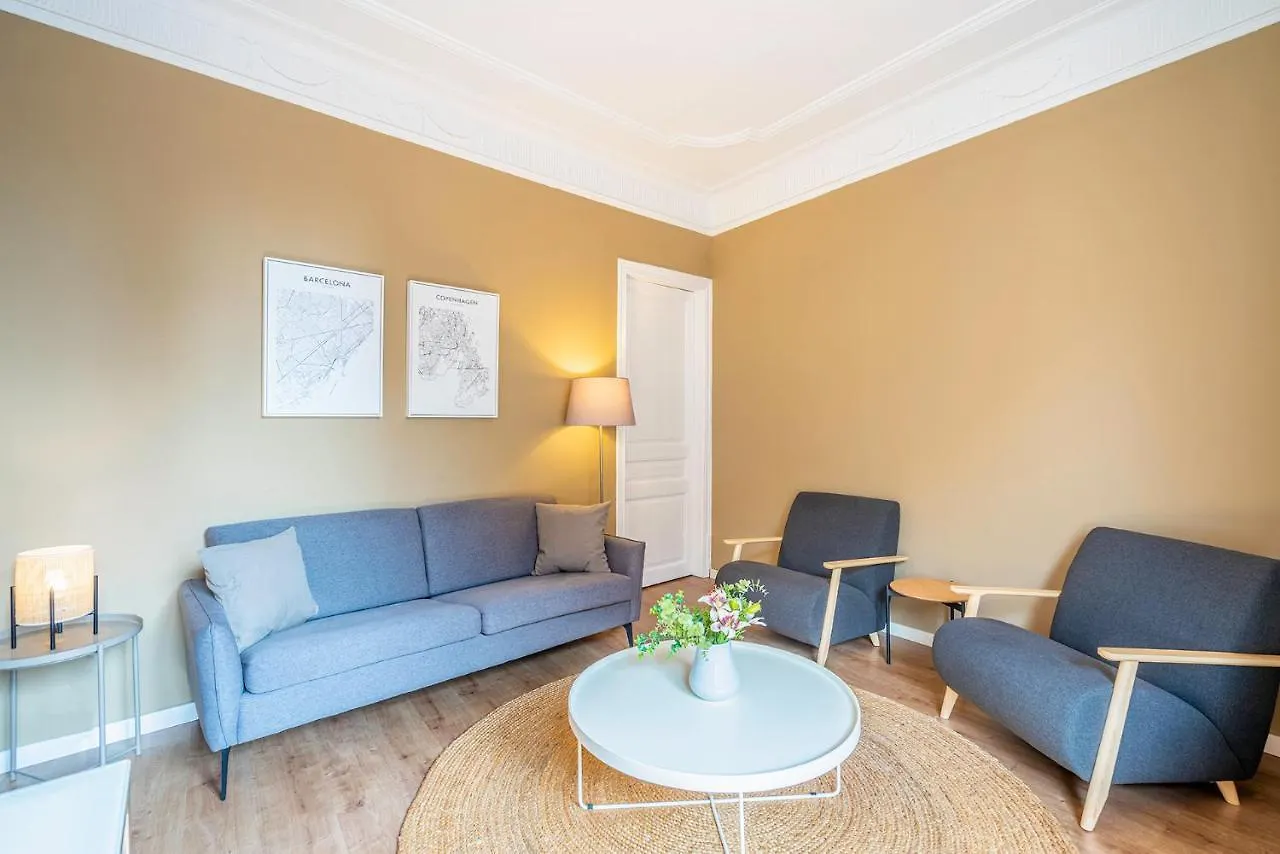 Ola Living Diagonal II Apartments Barcelona