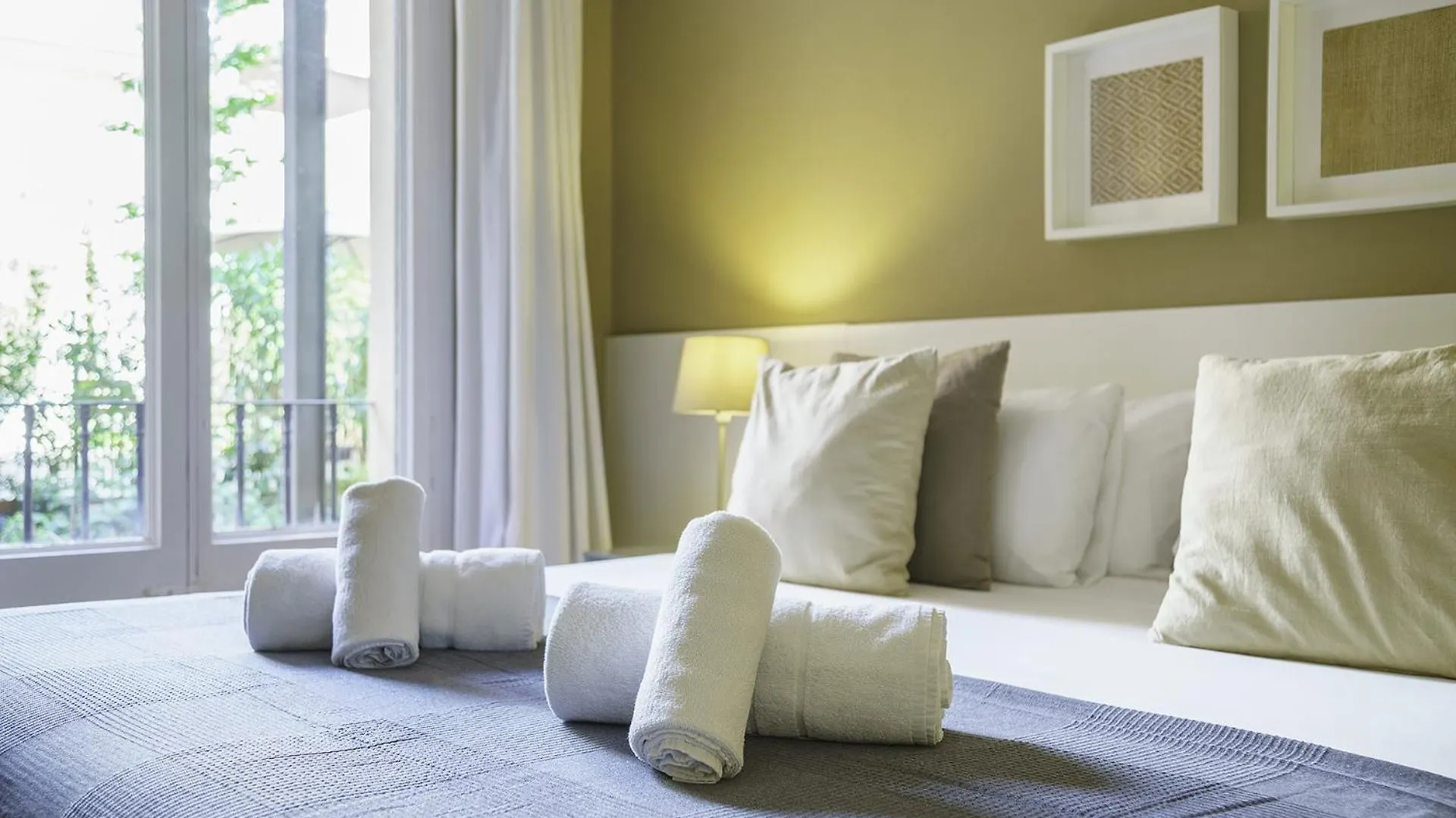 Ola Living Diagonal II Apartments Barcelona 0*,  Spain